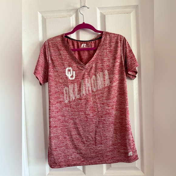 Russell Athletic Red Marled V-Neck Tee Size Large OU -Oklahoma | Merch  OU Fan | - Picture 1 of 6